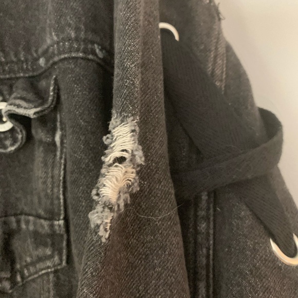 Zara Black Distressed Eyelet Lace-Up Denim Jacket - Picture 6 of 16